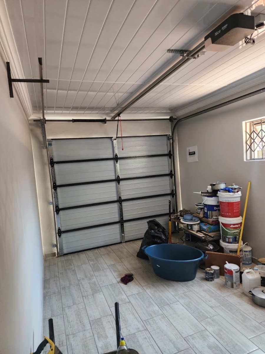 3 Bedroom Property for Sale in Flamwood North West